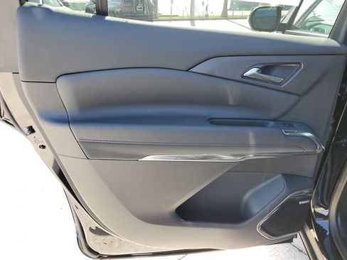 New 2026 Chevrolet Traverse Z71 w/ Enhanced Driving Package AWD/4WD image 13