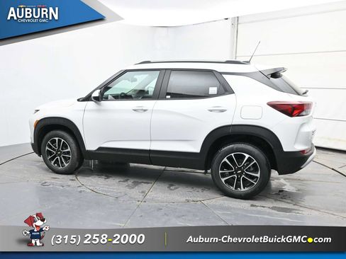 New 2026 Chevrolet TrailBlazer LT w/ LT Cold Weather Package image 15