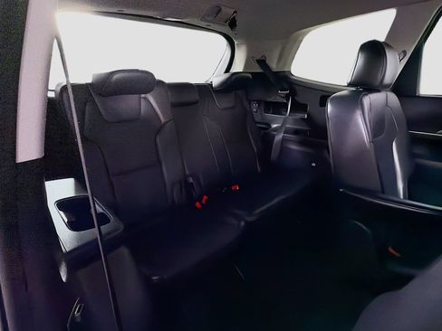 Used 2020 Kia Telluride S AWD/4WD image 28