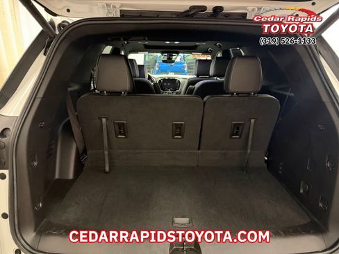 Used 2022 Chevrolet Traverse Premier w/ Redline Edition image 13
