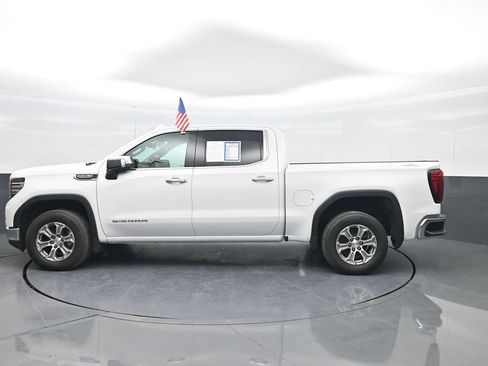 Used 2024 GMC Sierra 1500 SLT AWD/4WD image 5