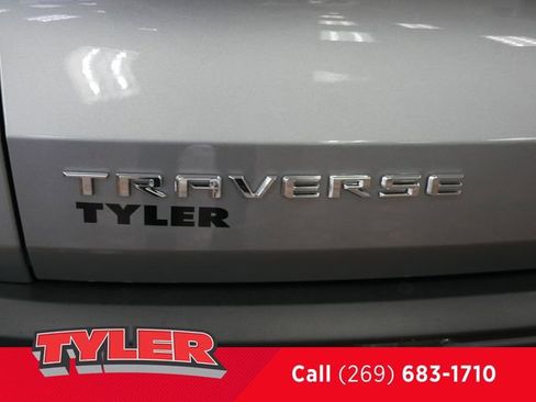 New 2025 Chevrolet Traverse LT w/ Driver Confidence Package image 13