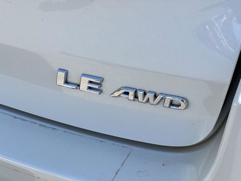 Used 2017 Toyota Highlander Plus image 10