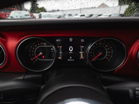 Used 2021 Jeep Wrangler Rubicon w/ Uconnect 4C Nav & Sound Group image 14