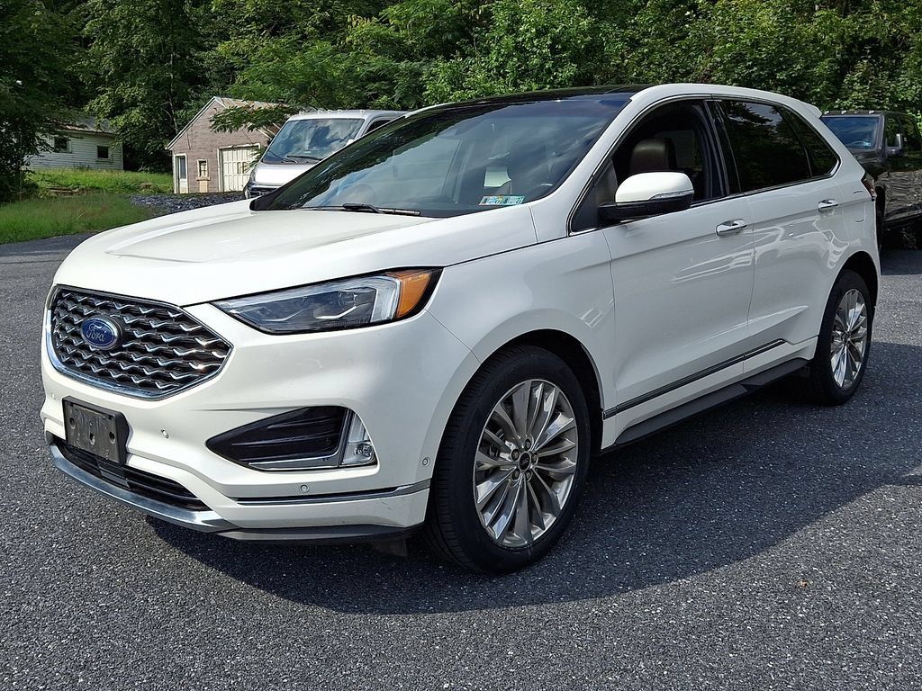 Used 2020 Ford Edge Titanium w/ Equipment Group 301A AWD/4WD image 6