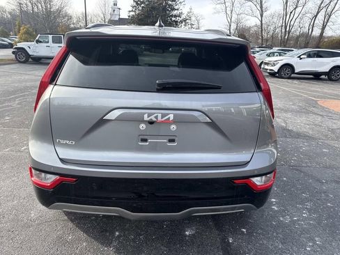 New 2025 Kia Niro Wind image 3