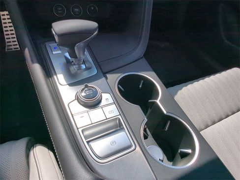 Used 2025 Genesis G70 3.3T Advanced image 22