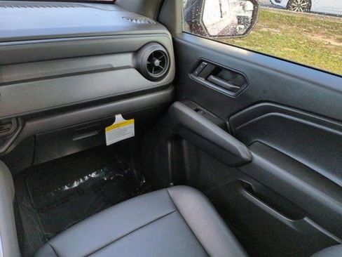 Used 2024 Chevrolet Colorado Trail Boss w/ Advanced Trailering Package AWD/4WD image 16