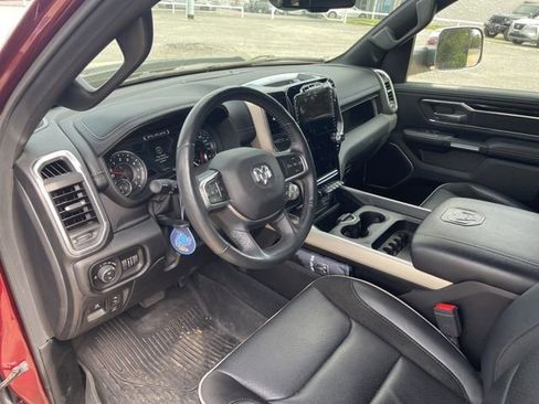 Used 2019 RAM 1500 Laramie w/ Sport Appearance Package image 8