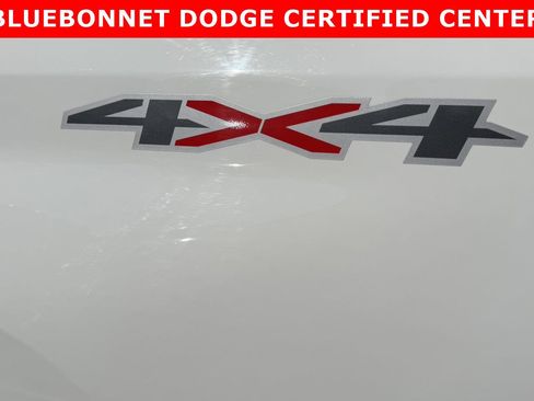 Used 2022 Chevrolet Silverado 2500 LT w/ Fleet Comfort Package AWD/4WD image 8