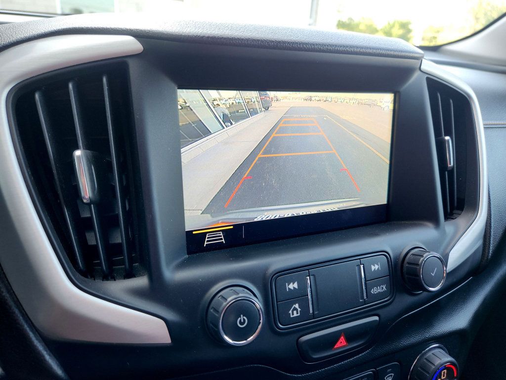 Used 2019 GMC Terrain SLT w/ Preferred Package FWD image 28
