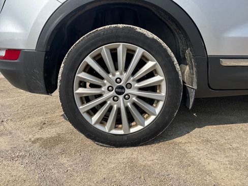 Used 2019 Lincoln MKC Premiere FWD image 18