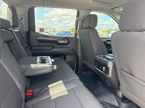 Used 2023 Chevrolet Silverado 1500 LT Trail Boss w/ LPO, Dark Essentials Package AWD/4WD image 26