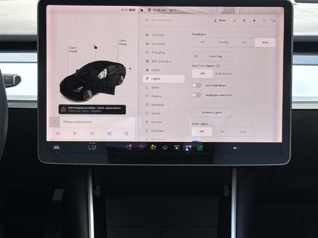 Used 2020 Tesla Model 3 Long Range AWD/4WD image 15