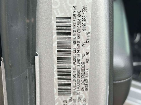 Used 2020 Jeep Wrangler Sport AWD/4WD image 13