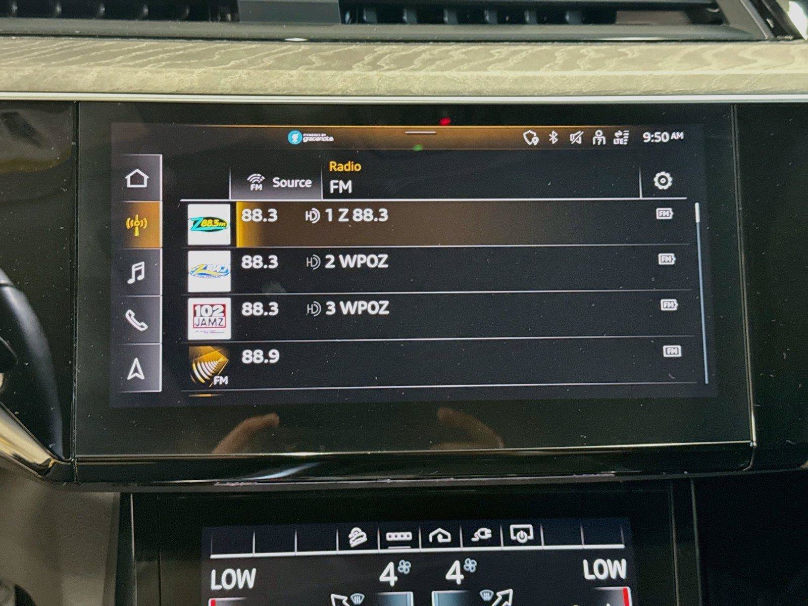 Used 2024 Audi Q8 e-tron Premium Plus AWD/4WD image 15