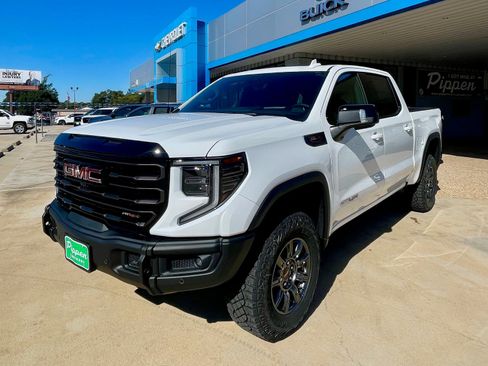 New 2026 GMC Sierra 1500 AT4X image 5