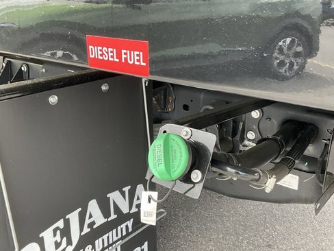 New 2024 Ford F550 4x4 Regular Cab Super Duty image 20