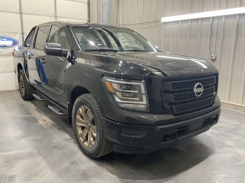 Used 2024 Nissan Titan SV w/ SV Bronze Edition Package image 1