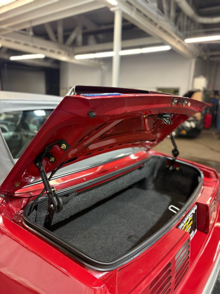 Used 1987 Ford Mustang GT RWD image 16