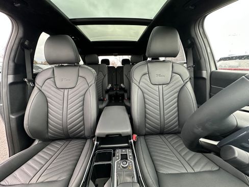 New 2026 Kia Sorento AWD image 36