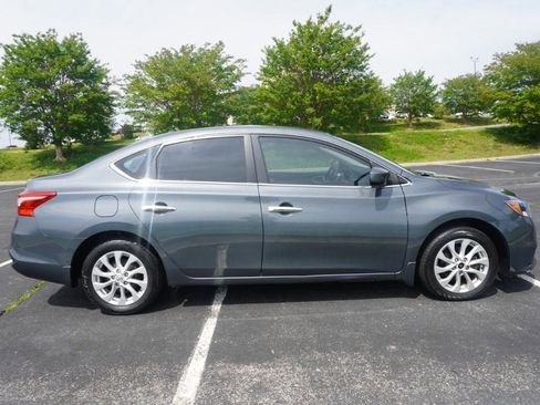 Used 2017 Nissan Sentra SV w/ Style Package FWD image 8