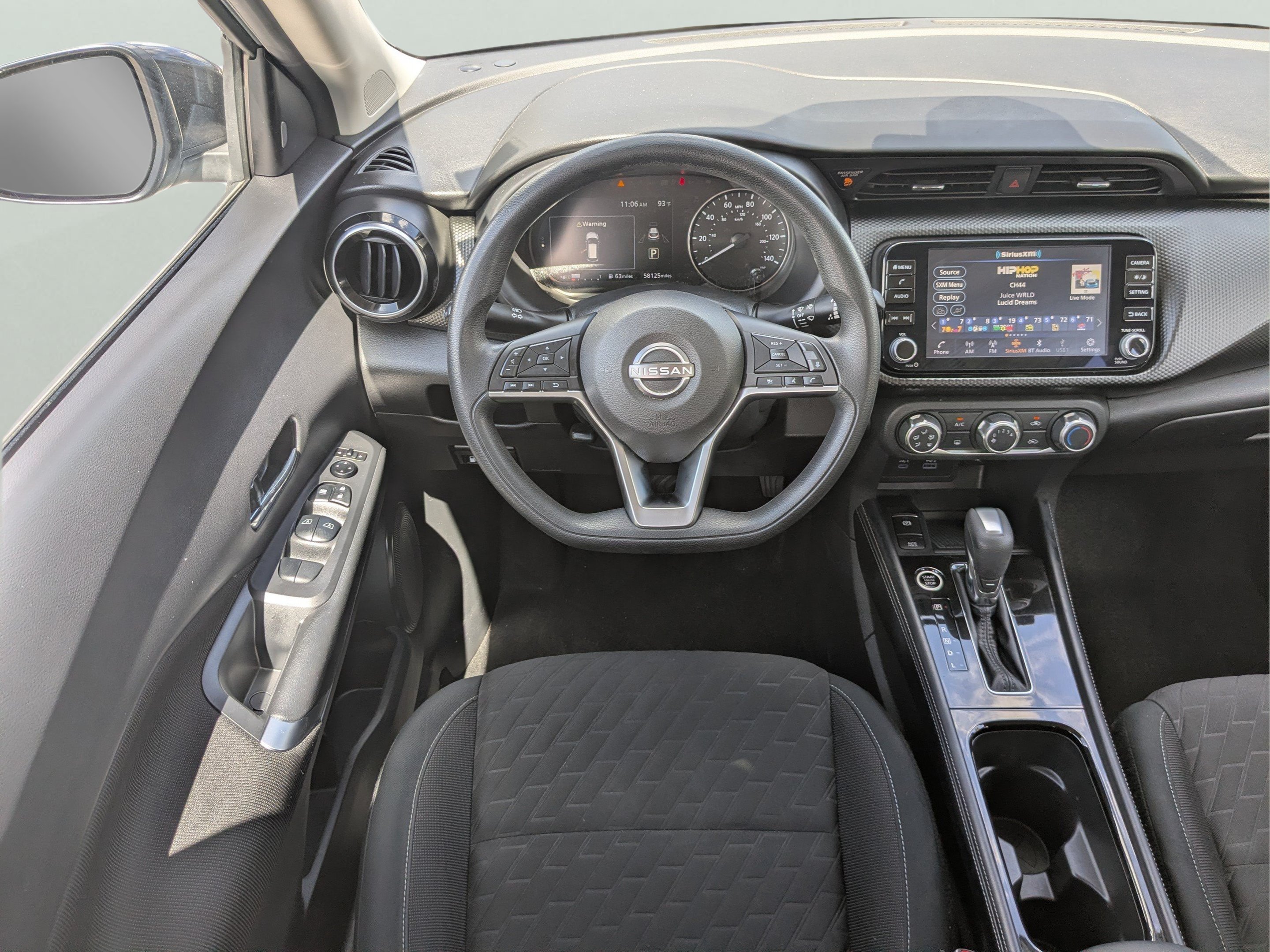 Used 2023 Nissan Kicks SV FWD image 12