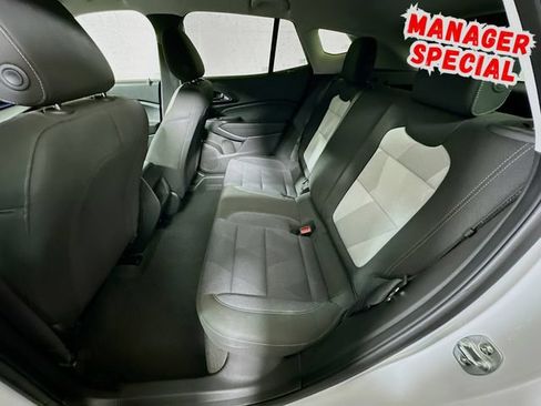 Used 2025 Chevrolet Trax LS FWD image 21