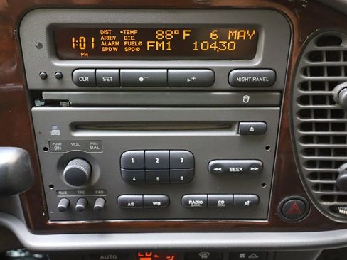 Used 2003 Saab 9-3 SE FWD image 10