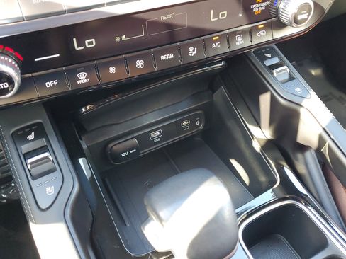 Used 2024 Kia Telluride SX Prestige image 31