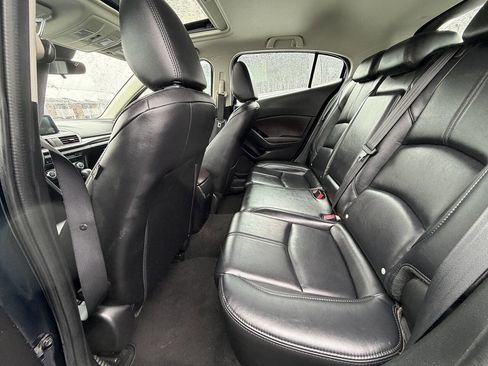 Used 2017 MAZDA MAZDA3 Touring image 10
