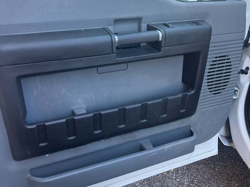 Used 2015 Ford F350 XL w/ Power Equipment Group image 10