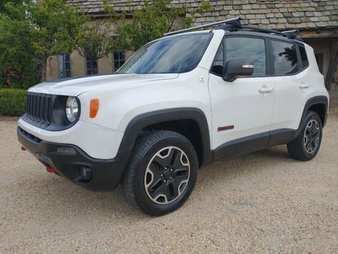 Used 2017 Jeep Renegade Trailhawk w/ Popular Equipment Group image 7
