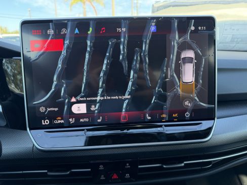 New 2026 Volkswagen GTI SE image 22