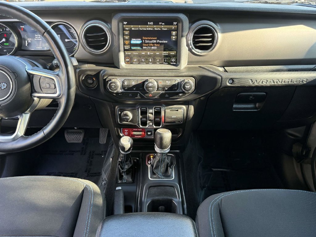 Used 2021 Jeep Wrangler Unlimited Rubicon 4xe w/ Cold Weather Group AWD/4WD image 18