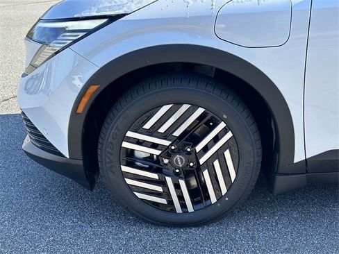 New 2026 Nissan Leaf SV+ image 12