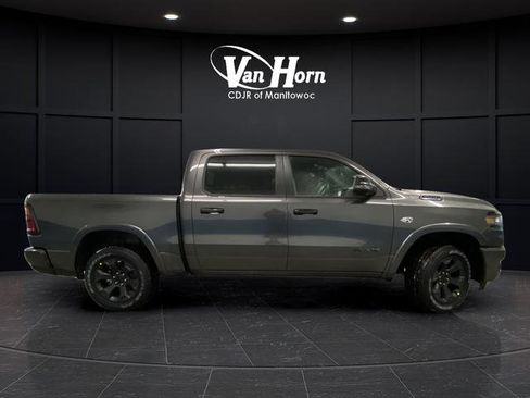 New 2026 RAM 1500 4x4 Crew Cab image 2