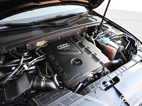 Used 2015 Audi A4 Premium w/ Audi MMI Navigation image 11