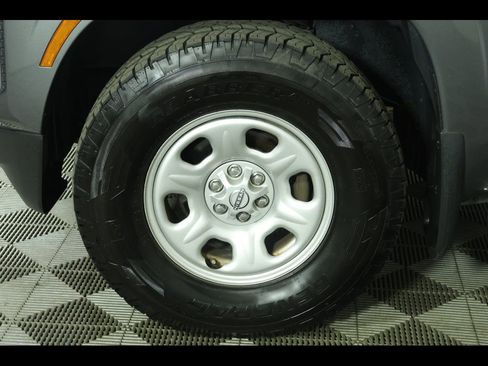 Used 2022 Nissan Frontier S w/ Technology Package AWD/4WD image 11