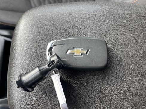 Used 2019 Chevrolet Equinox LT image 65