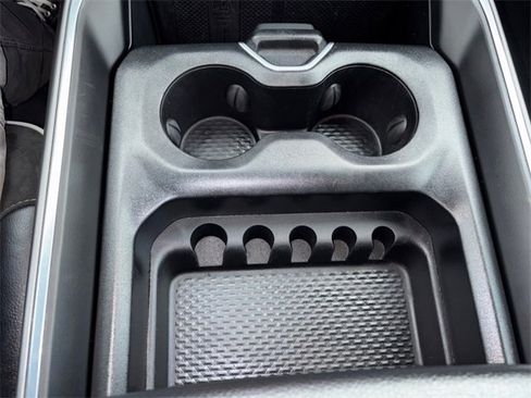 Used 2025 RAM 1500 Laramie image 30