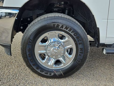 New 2026 RAM 2500 Tradesman AWD/4WD image 5