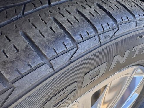 Used 2018 Buick Enclave Premium w/ Experience Buick Package image 34