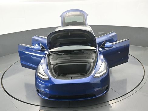 Used 2021 Tesla Model Y Long Range image 73