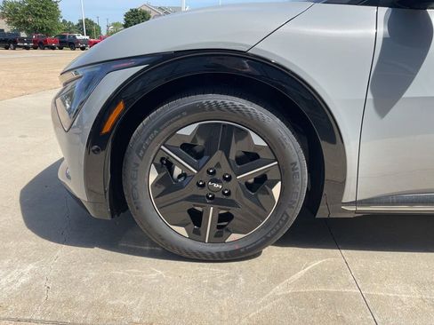 New 2026 Kia EV6 Wind AWD/4WD image 15