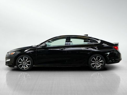 Used 2023 Chevrolet Malibu RS image 2