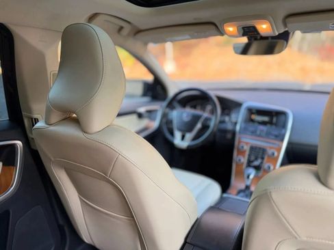 Used 2017 Volvo XC60 T6 Inscription w/ Climate Package AWD/4WD image 45