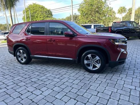 Used 2024 Honda Pilot EX-L image 15