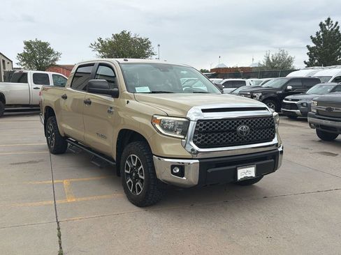 Used 2018 Toyota Tundra SR5 w/ TRD Off Road Package AWD/4WD image 3