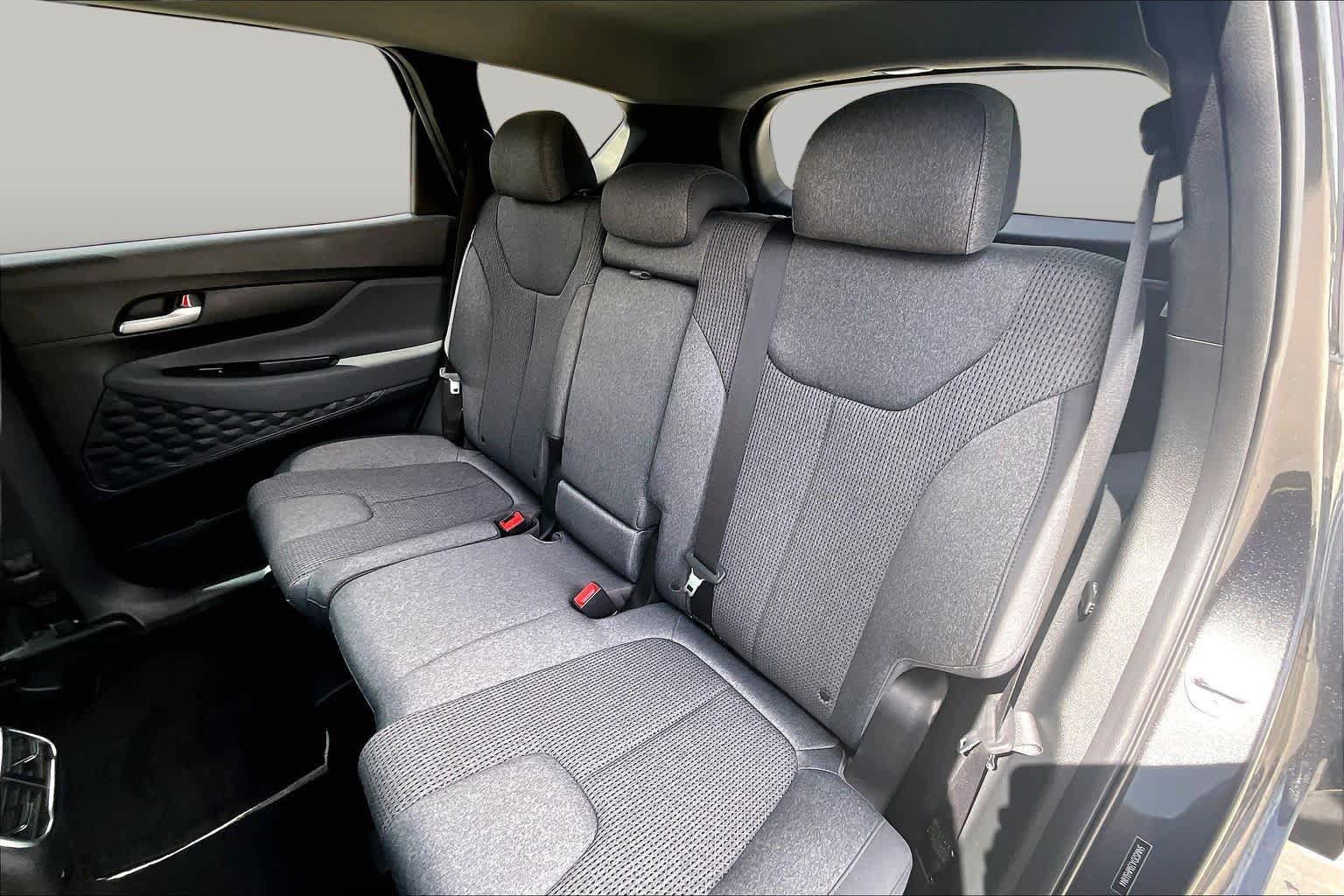 Used 2021 Hyundai Santa Fe SEL AWD/4WD image 18